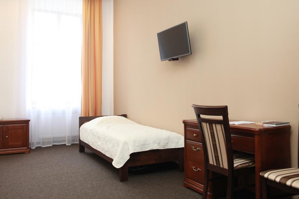 إلفيف Guest House Adam Mickiewicz الغرفة الصورة